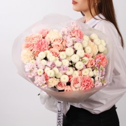 nezhnyj sbornyj buket s mattioloj 3